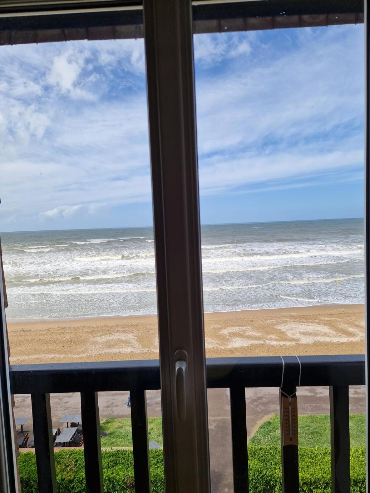 Appartement Vue Mer Cabourg Εξωτερικό φωτογραφία